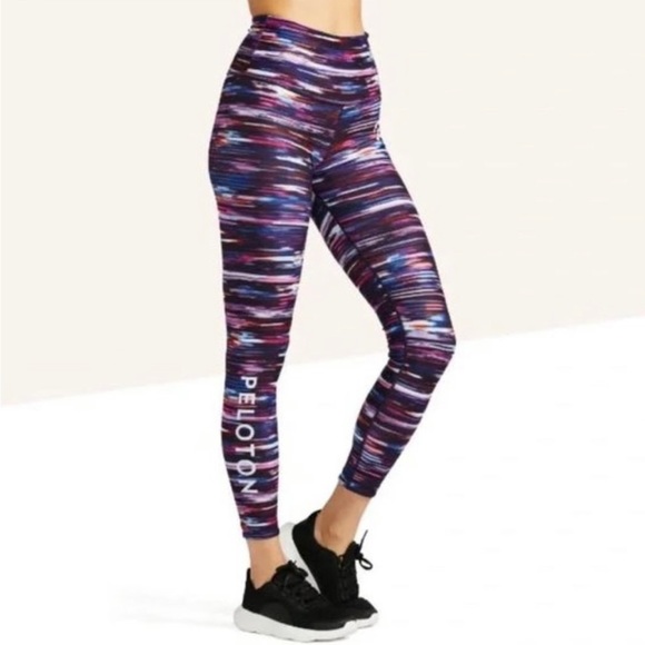 Peloton women’s reversible leggings - Picture 4 of 10